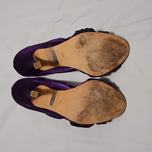 Badgley Mischka satin pumps. - Picture 6 of 8